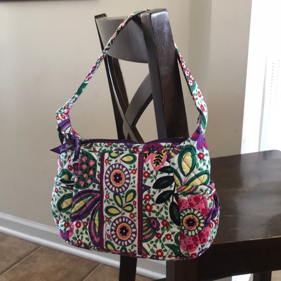 Vera Bradley Handbags - Vera Bradley Purse * excellent like new condition